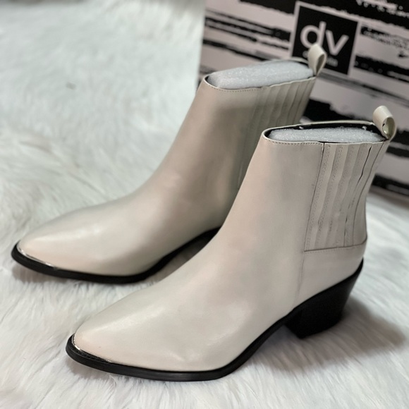 New DV Dolve Vita Ozias Booties - Picture 8 of 11